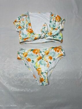 Cupshe White Floral Tie-Front Bikini Set with Orange and Mint